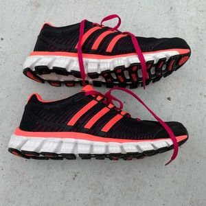 Adidas running sneakers shoes 7.5 like new
